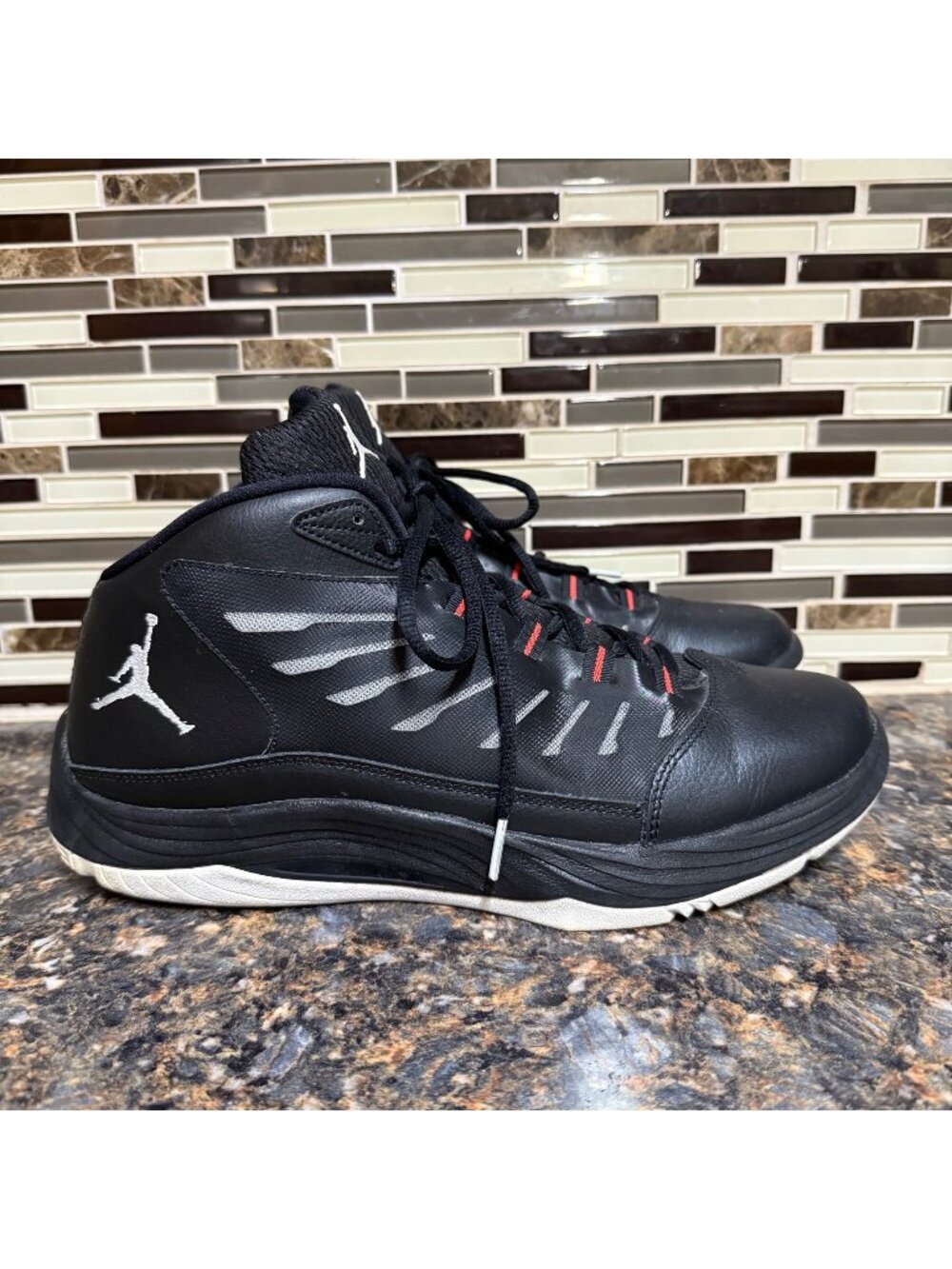 Jordan Prime Fly 2 Black Infrared 654287-020 Sz 11.5